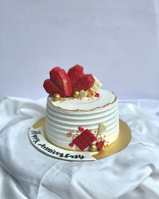 A Love Like No Other – Anniversary Cake